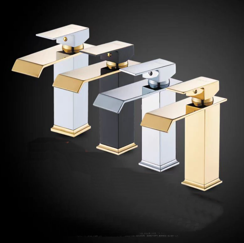 Home Bathroom With Two Toilets - Cold and hot two-in-one bathroom sink
